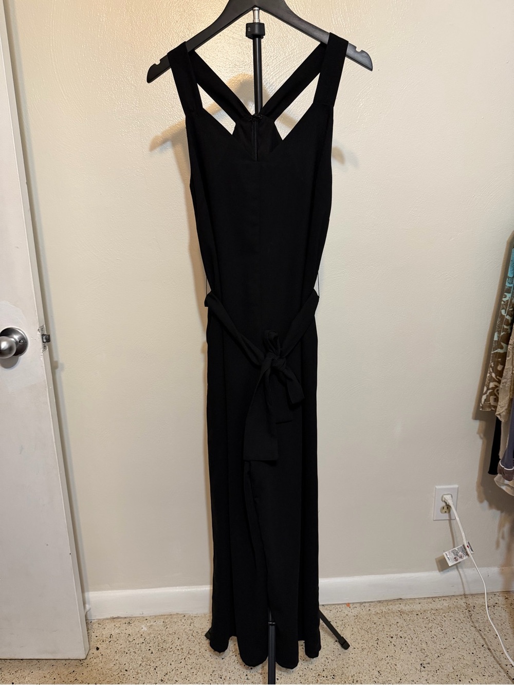Sleek Black Cross-Back Maxi Dress with Tie Waist